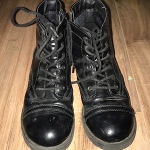 Steve Madden Black boots